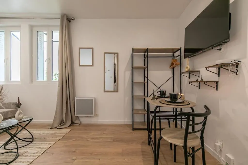 Lägenhet Cosy Appartement Centre Paris 18
