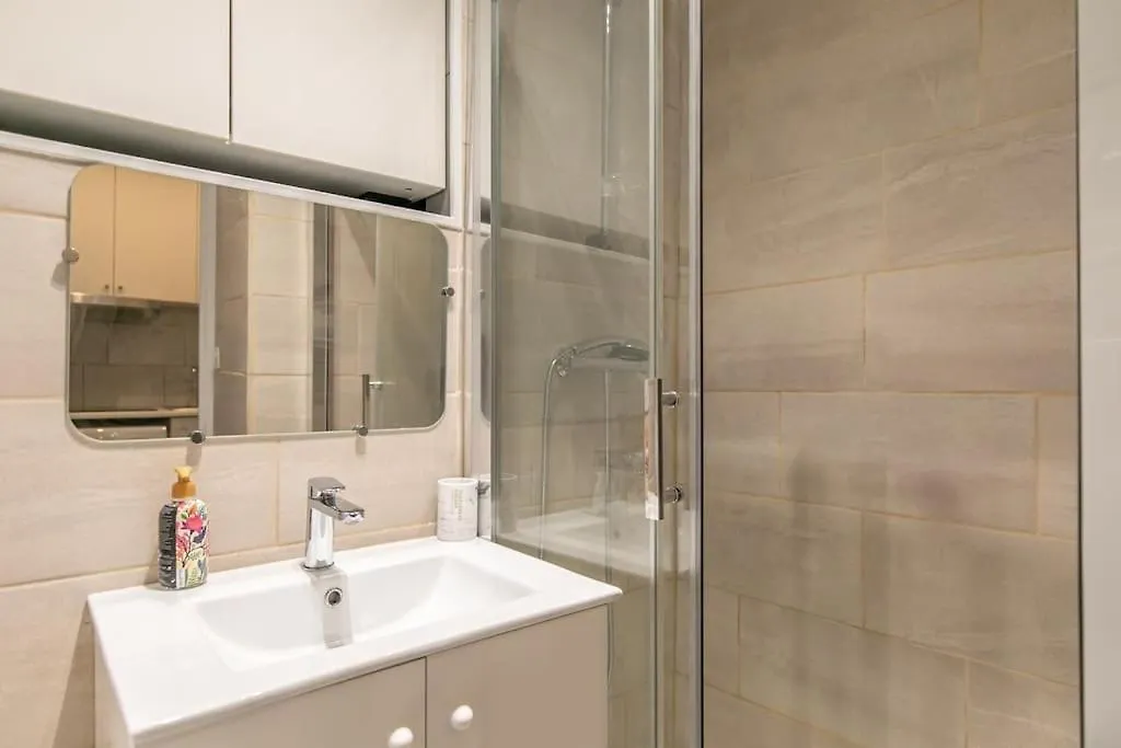 Lägenhet Cosy Appartement Centre Paris 18 Frankrike