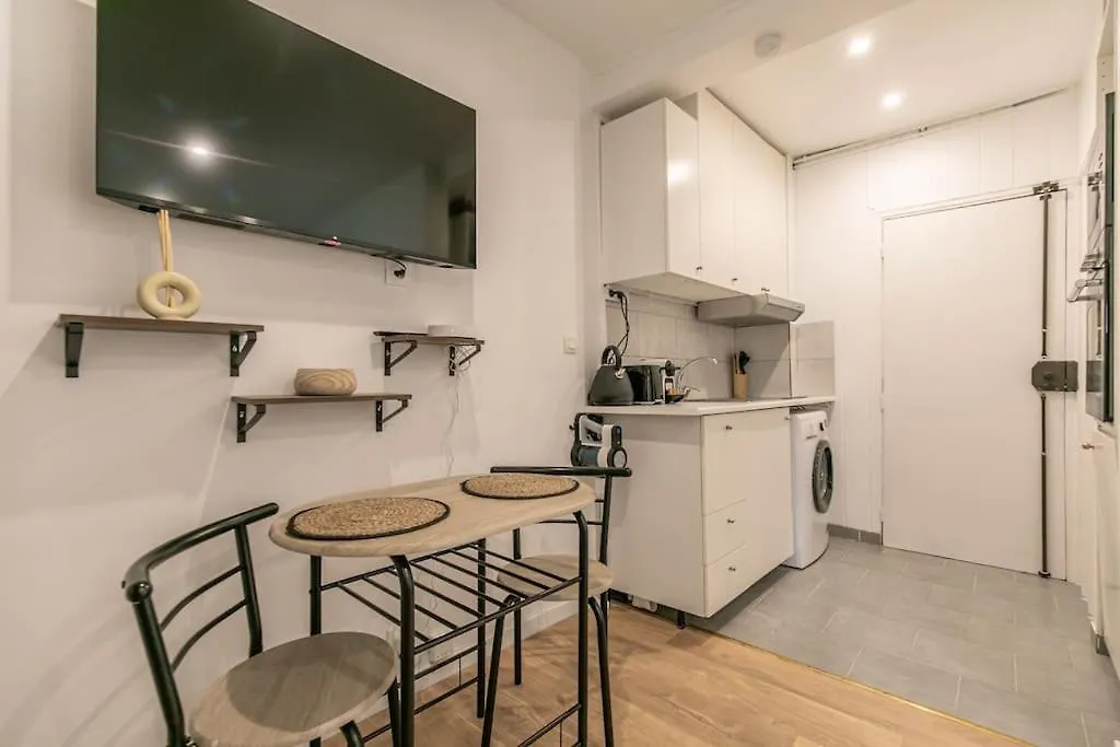 Lägenhet Cosy Appartement Centre Paris 18 Frankrike